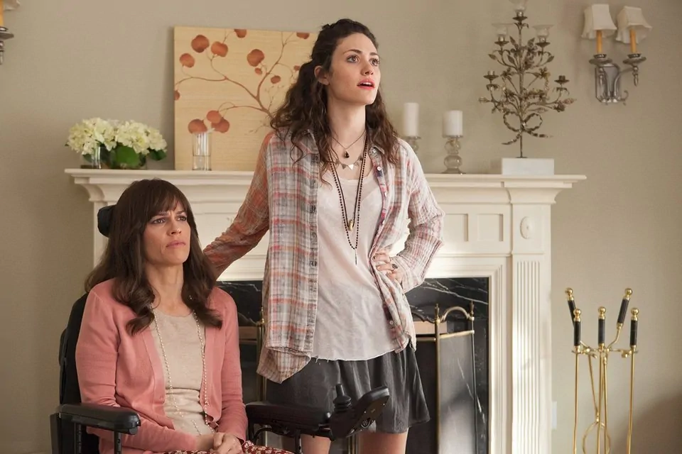 enfermedades neurodegenerativas en la película "nunca me dejes sola"