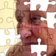Rosto de uma pessoa idosa parcialmente coberto por peças de quebra-cabeça transparentes, simbolizando a percepção visual na doença de Alzheimer.