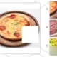 Pizza com queijo derretido e pepperoni sobre bandeja de madeira; à direita, as opções A, B e C na mesa.