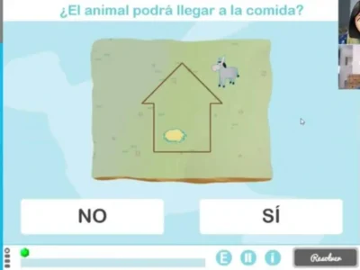 Dois profissionais em videoconferência mostram a interface do NeuronUP durante intervenção neuropsicológica online.