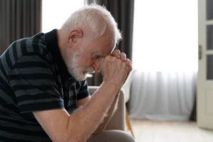 Depressão em idosos: impacto cognitivo e abordagem por meio da estimulação