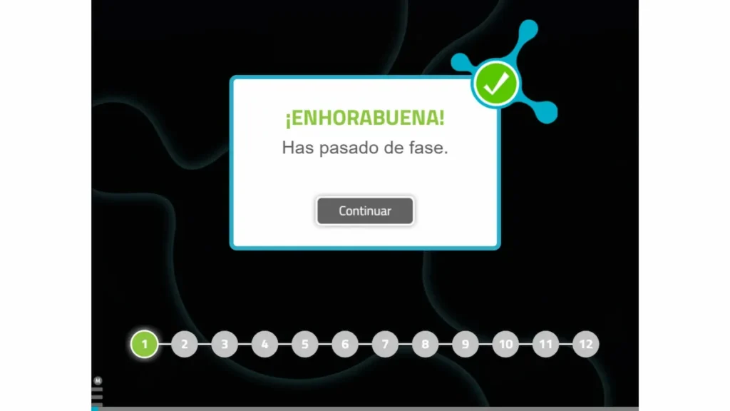 „Glückwunsch, du hast die Stufe bestanden“, Verstärkung in der NeuronUP-Plattform.