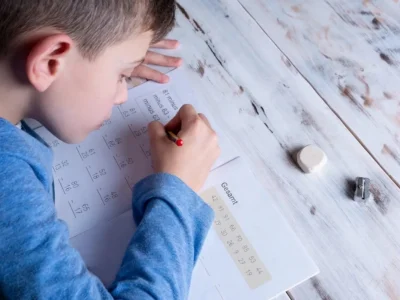 Klinischer Umgang mit Dyskalkulie bei Kindern und Jugendlichen: Leitfaden zur Diagnostik und neuropsychologischen Intervention