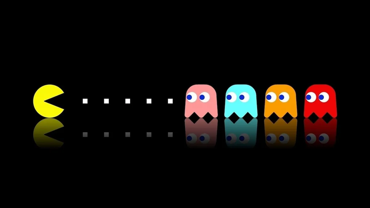 Gelber Pac-Man frisst Punkte in einem klassischen Arcade-Labyrinth, umgeben von bunten Geistern und leuchtenden Punkten.