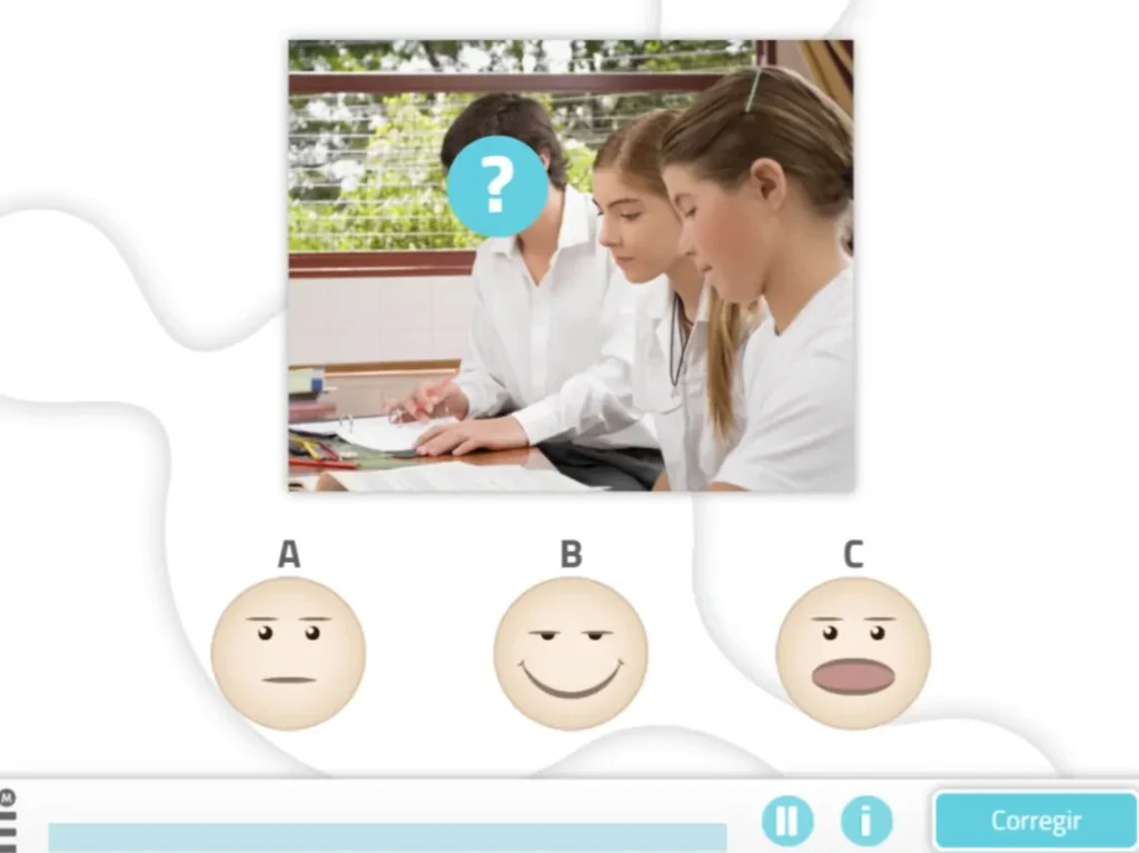 Capture d'écran de NeuronUP : trois jeunes travaillant ensemble avec reconnaissance des expressions faciales et trois emojis représentant des émotions.