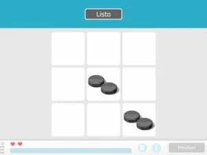 Schermata di gioco minimalista: griglia 3x3 con tre pedine nere, in alto Listo e barra di avanzamento in basso.