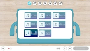 Interfaccia di un gioco musicale: griglia di icone quadrate con grafici di ritmo, bottoni e contatore di progresso.