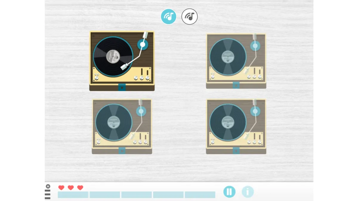 Quattro giradischi colorati disposti in layout simmetrico con vinili, puntine visibili e icone musicali sullo sfondo chiaro.
