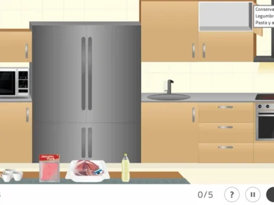 Interfaz de NeuronUP con la actividad ordenar la cocina: fichas de utensilios alineadas para completar la secuencia correcta.